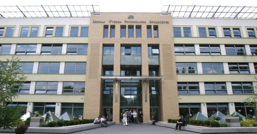 pol - varşova sosyal bilimler üni